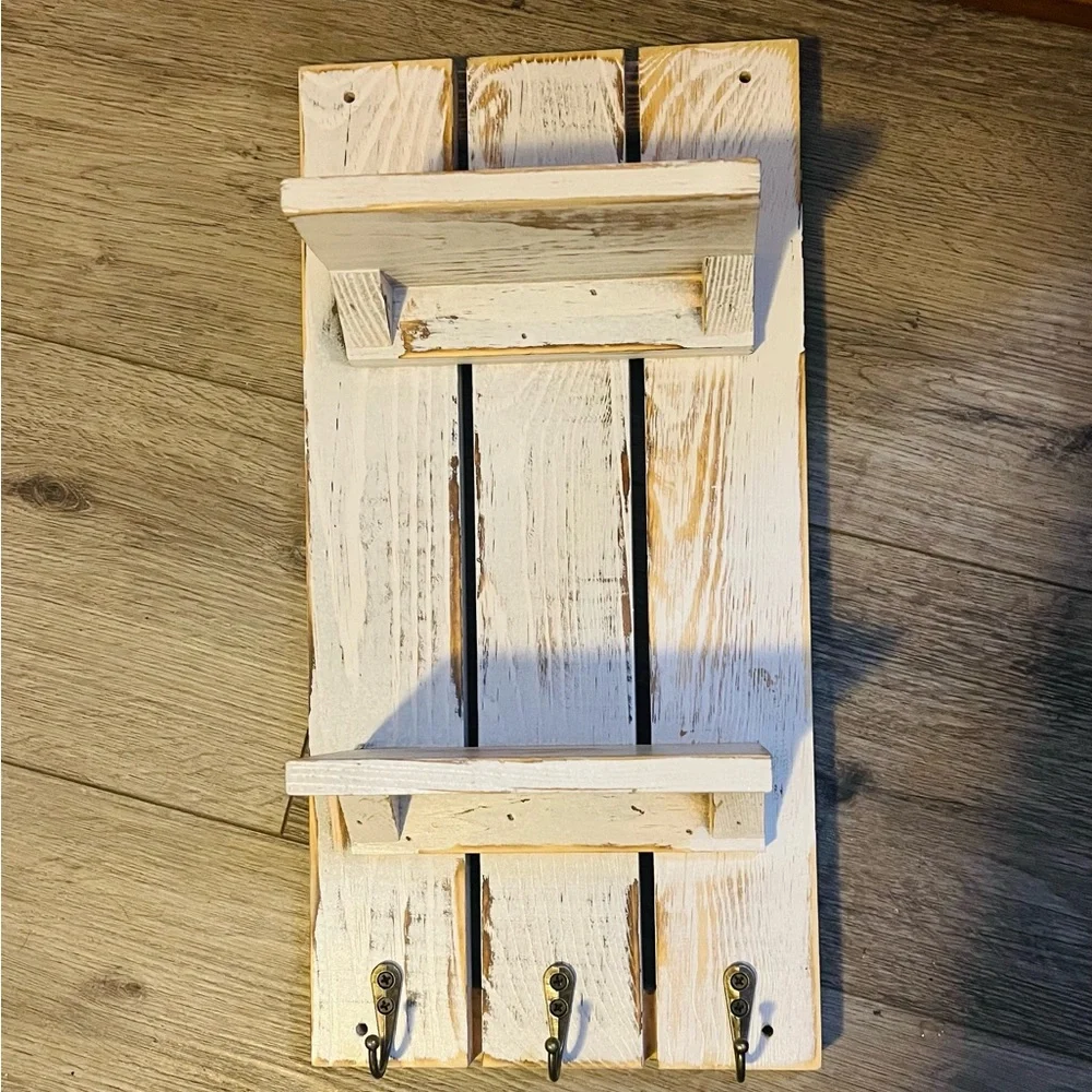 Stunning wood wall decor(key holder/shelf/chalk board)
